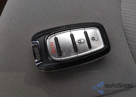 2017 Chrysler Pacifica Lx z USA, uszkodzony, nr VIN 2C4RC1CG0HR677810